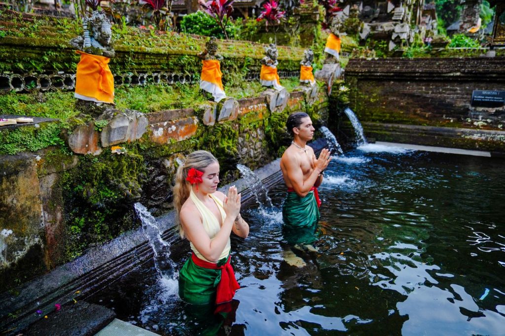 purification-pura-gunung-kawi-sebatu